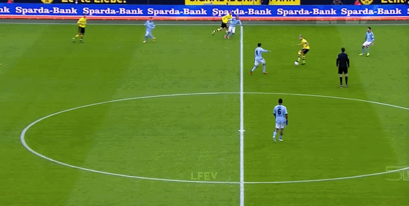 威廉希尔官网-曼联2-1水晶宫：四场艰难比赛后，谁不可替代？