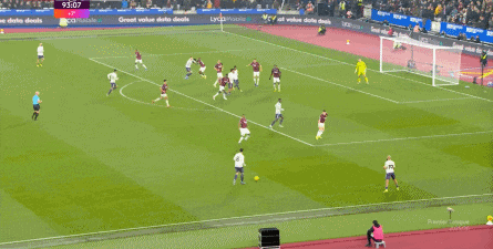 威廉希尔官网-曼联2-1水晶宫：四场艰难比赛后，谁不可替代？