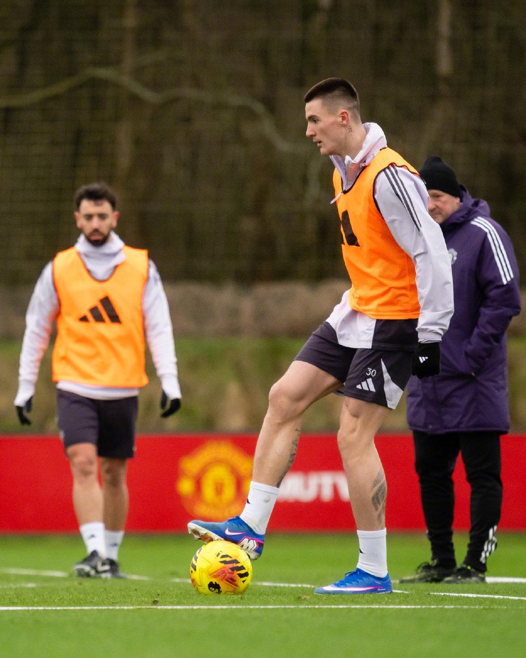 威廉希尔官网-曼联2-1水晶宫：四场艰难比赛后，谁不可替代？